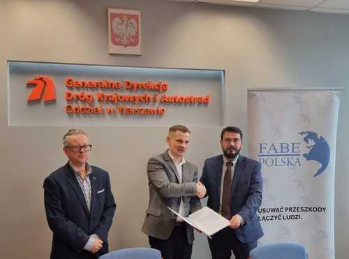 Podpisano umowę na budowę odcinka Czosnów – Kiełpin. drogi krajowej nr 7 na Mazowszu